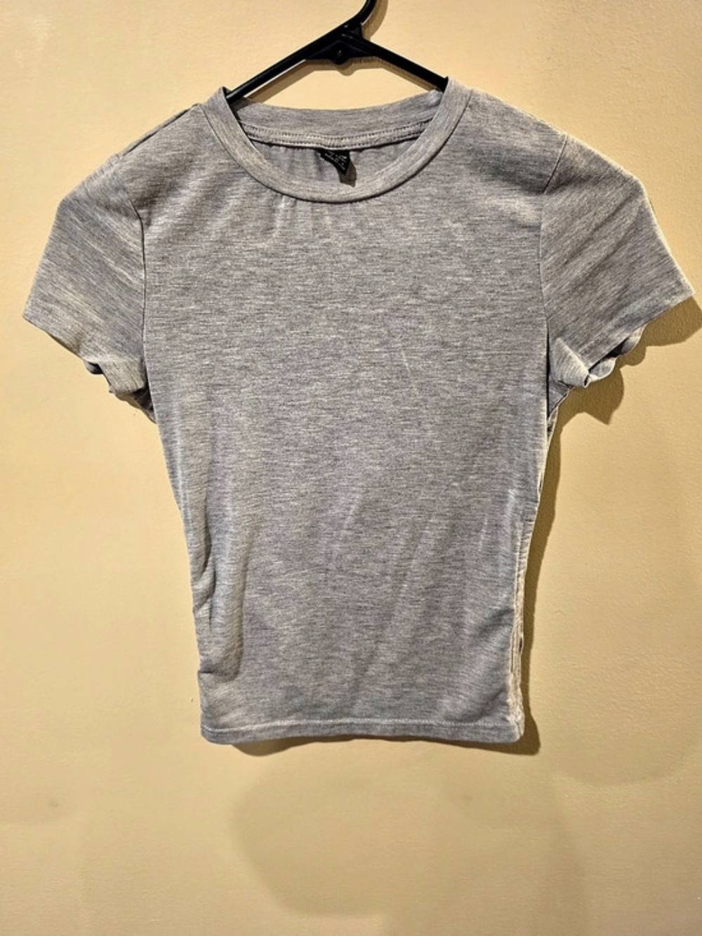 SHEIN Gray Short Sleeve Tee Size Small
